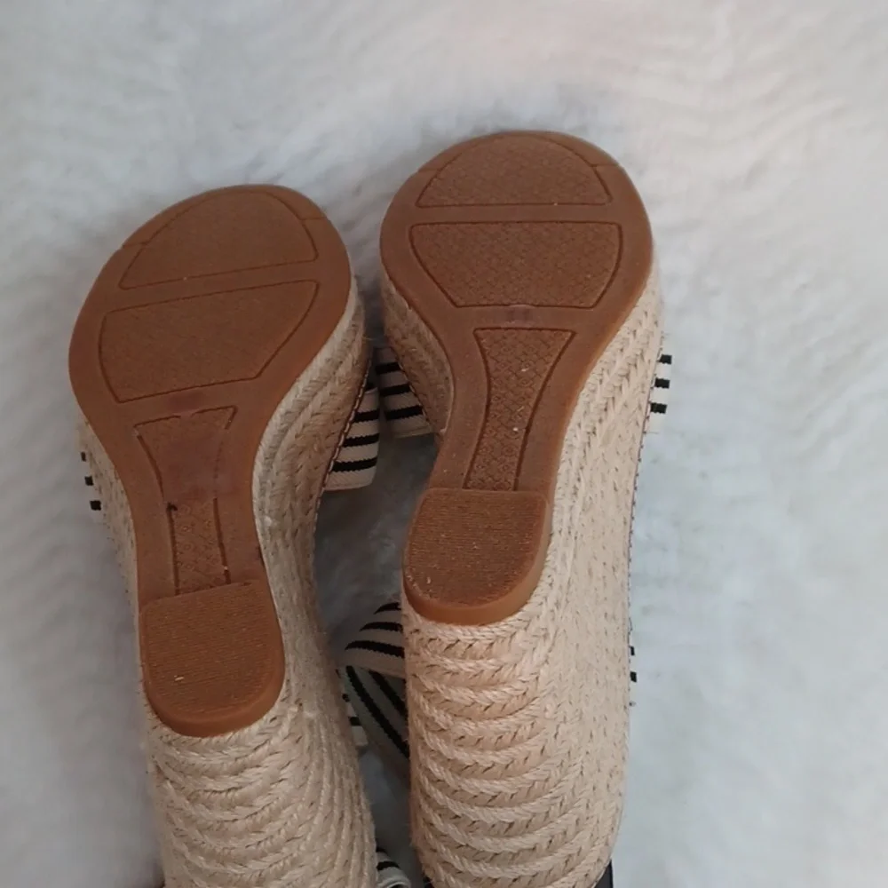 Tory Burch Blue & Cream Womans Platform Sandals Sz 11 M New N…